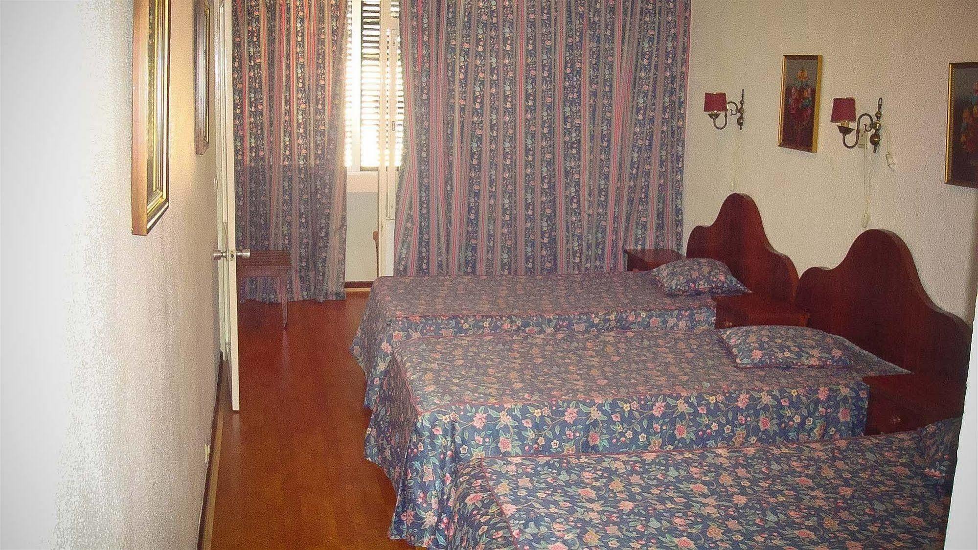 Residencial Parque Pansiyon Funchal Dış mekan fotoğraf