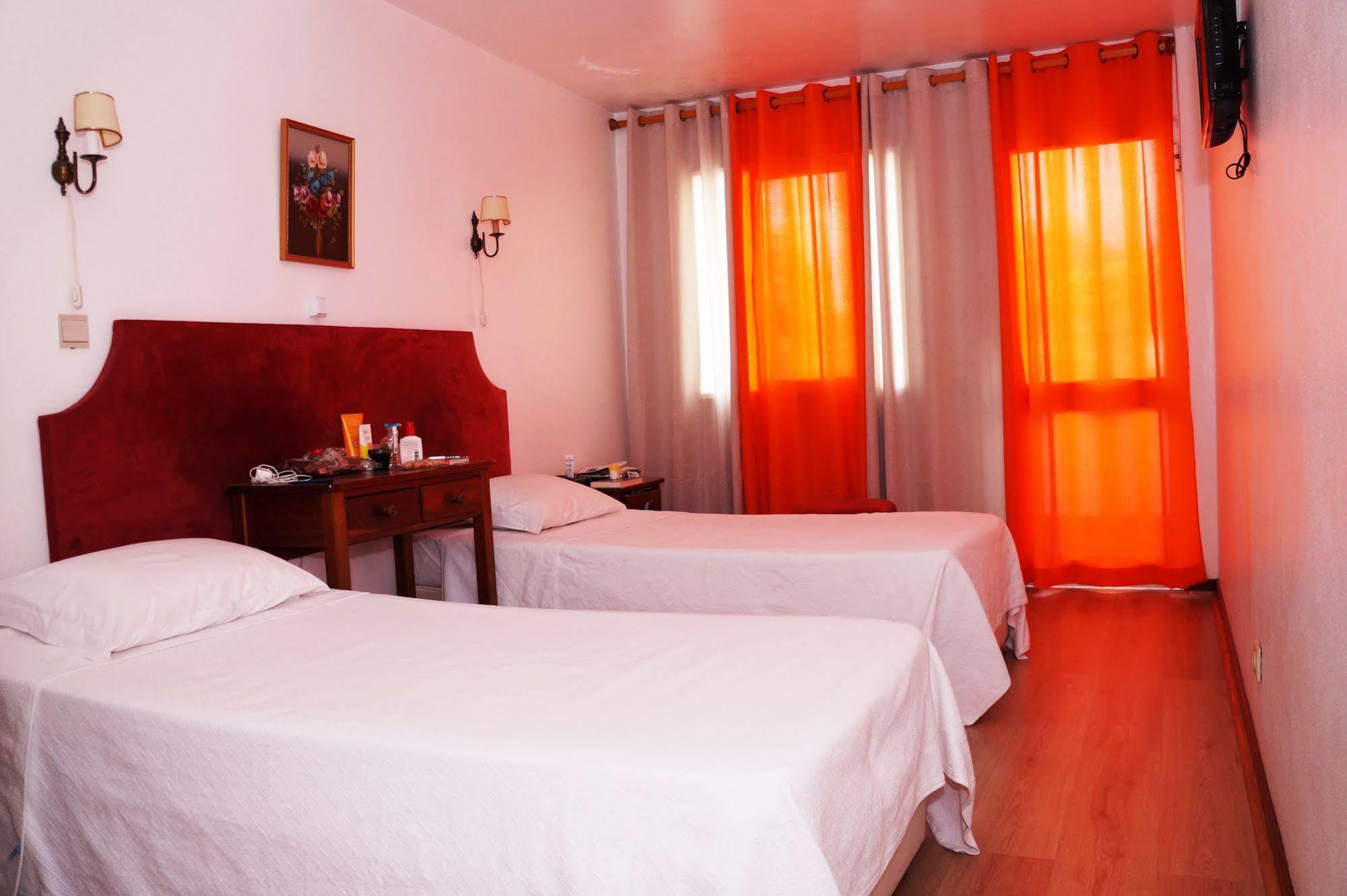 Residencial Parque Pansiyon Funchal Dış mekan fotoğraf